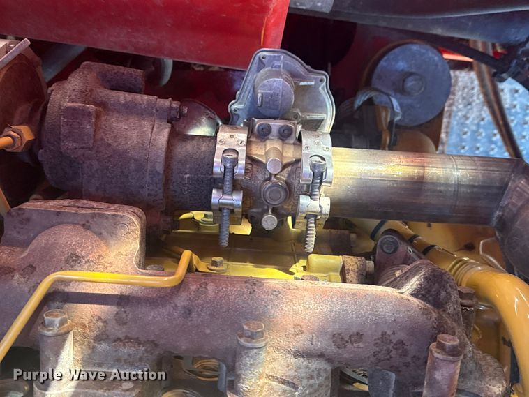 image for item EG1979 2015 Caterpillar 2384C log loader