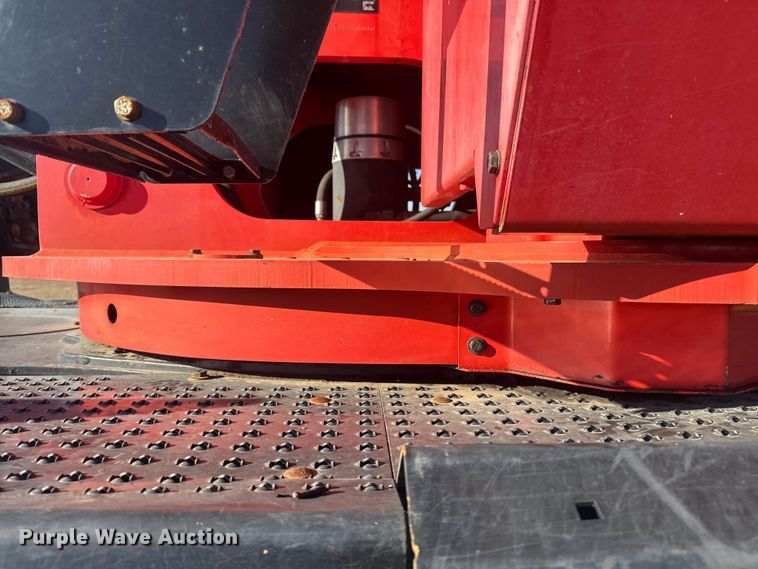 image for item EG1979 2015 Caterpillar 2384C log loader