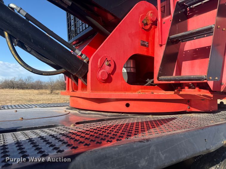 image for item EG1979 2015 Caterpillar 2384C log loader