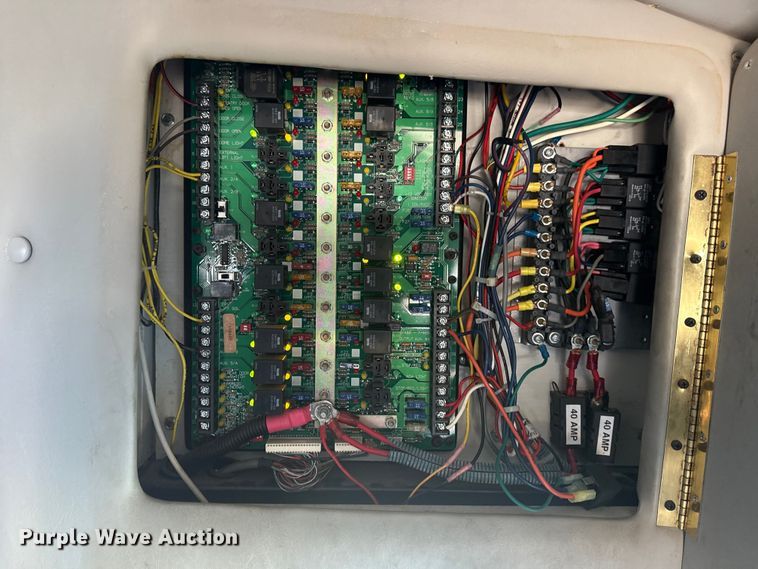 image for item EG1994 2007 Ford E450 Super Duty shuttle bus