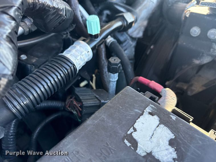 image for item EG1994 2007 Ford E450 Super Duty shuttle bus