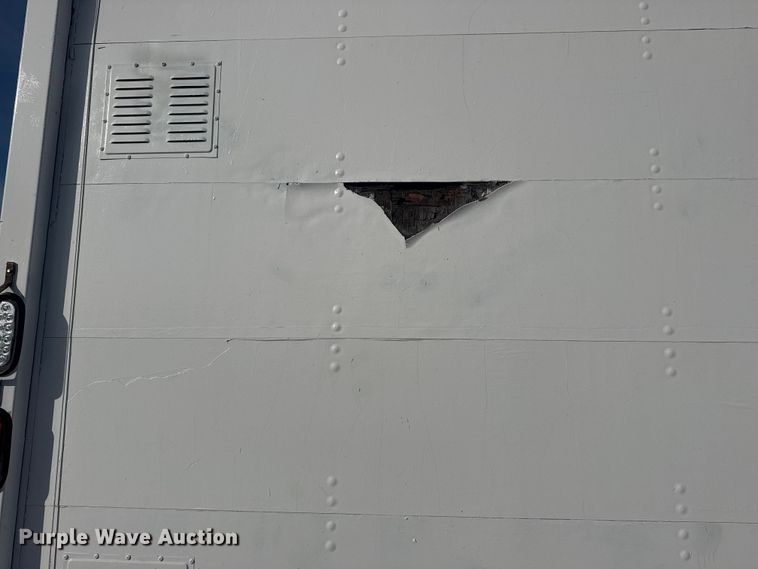 image for item EG1998 2017 Ford F550 Super Duty XL box truck