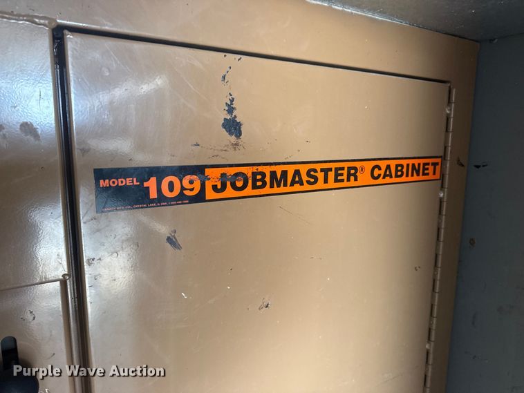 image for item EG1998 2017 Ford F550 Super Duty XL box truck