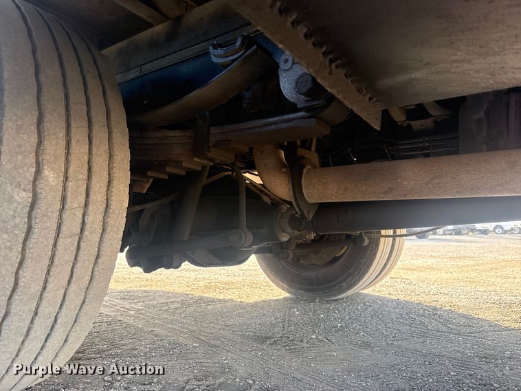 image for item EG1998 2017 Ford F550 Super Duty XL box truck