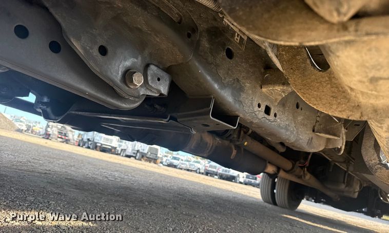 image for item EG1998 2017 Ford F550 Super Duty XL box truck