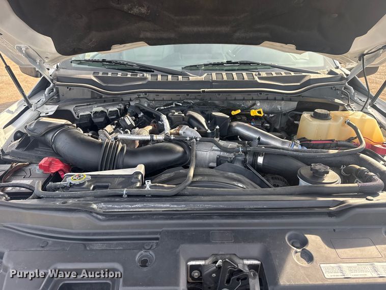 image for item EG1998 2017 Ford F550 Super Duty XL box truck