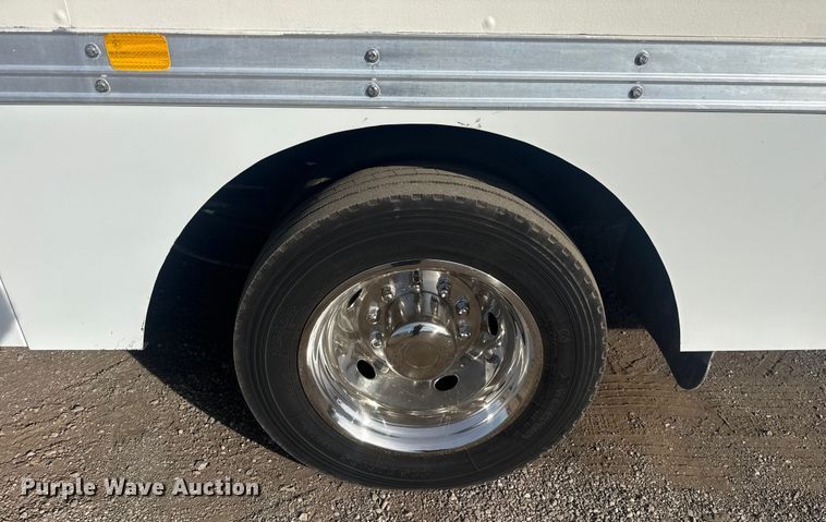 image for item EG1998 2017 Ford F550 Super Duty XL box truck