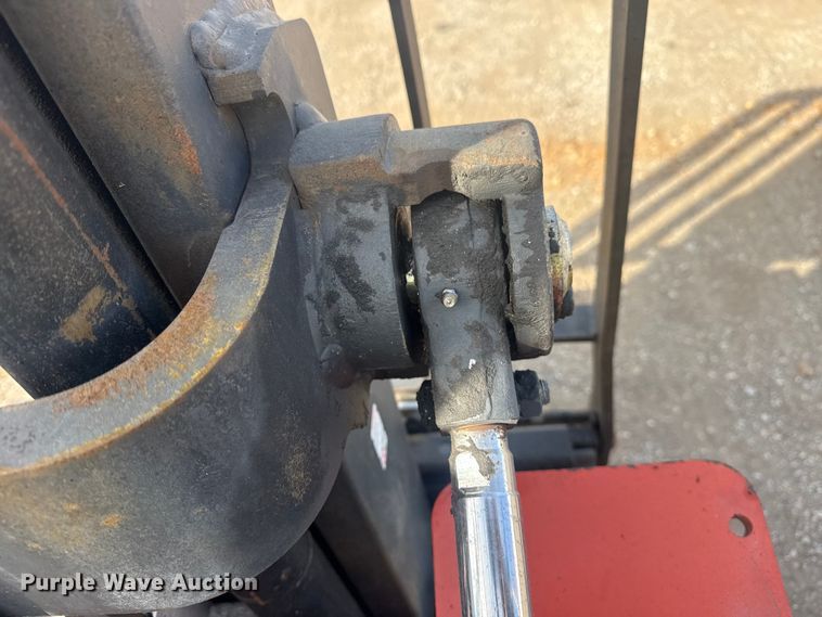 image for item EG1999 Nissan F102A301 forklift