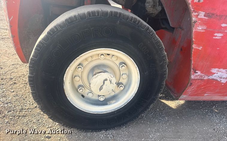 image for item EG1999 Nissan F102A301 forklift