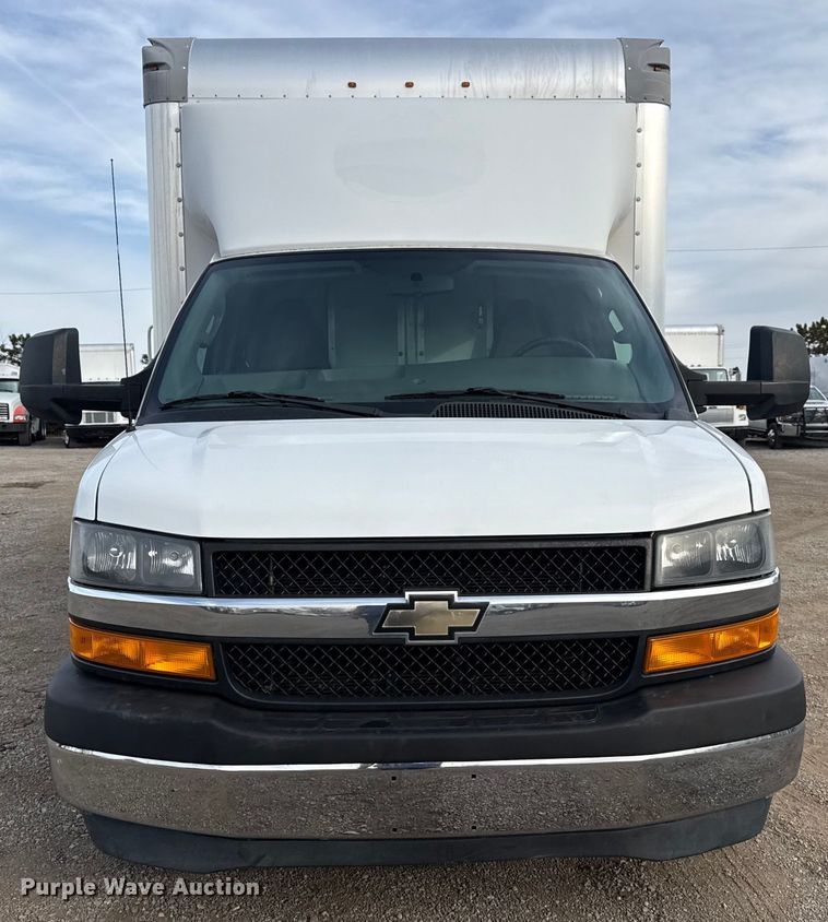 image for item EG2009 2018 Chevrolet Express box truck