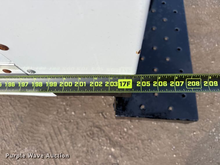 image for item EG2009 2018 Chevrolet Express box truck