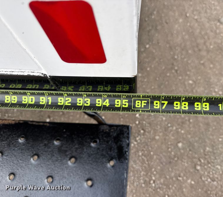 image for item EG2009 2018 Chevrolet Express box truck