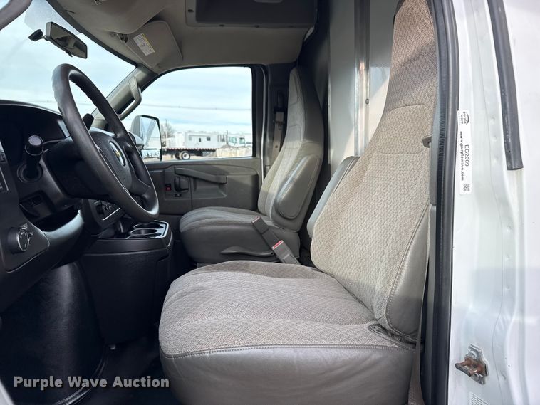 image for item EG2009 2018 Chevrolet Express box truck