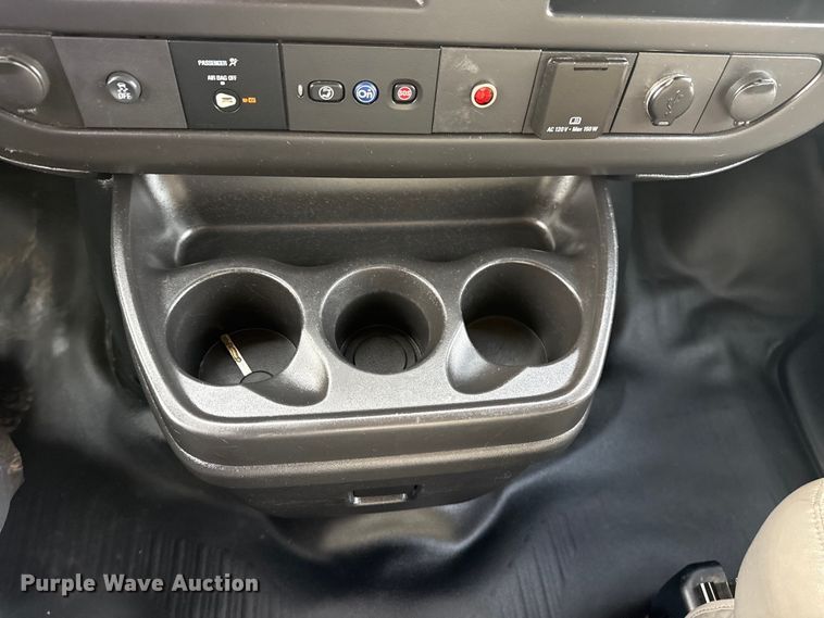 image for item EG2009 2018 Chevrolet Express box truck