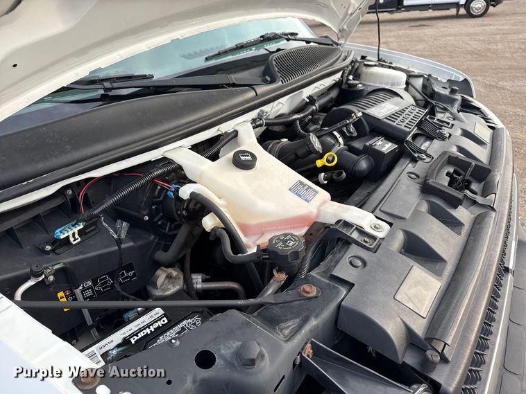 image for item EG2009 2018 Chevrolet Express box truck