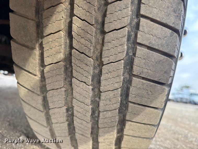 image for item EG2009 2018 Chevrolet Express box truck