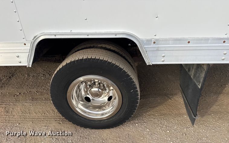 image for item EG2009 2018 Chevrolet Express box truck