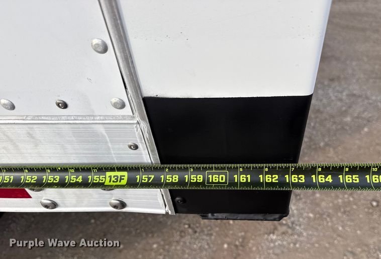 image for item EG2011 2009 GMC C5500 Crew Cab box truck