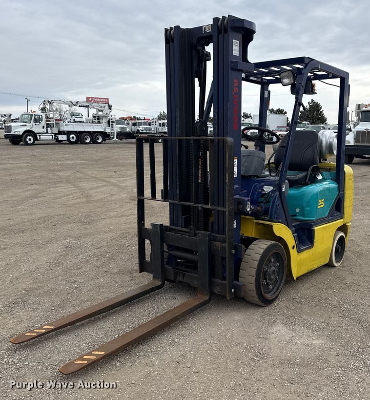 image for item EG2014 Komatsu FG25ST-12 forklift