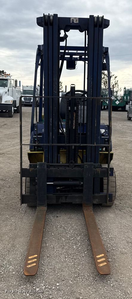 image for item EG2014 Komatsu FG25ST-12 forklift