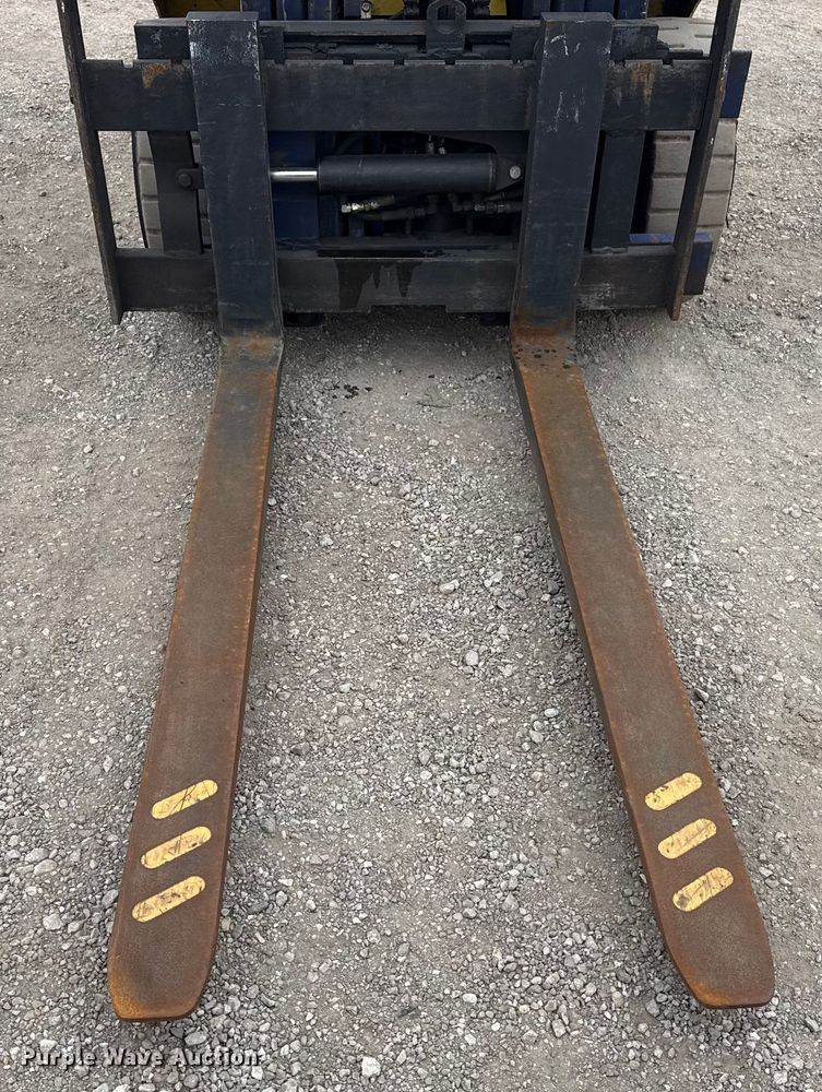 image for item EG2014 Komatsu FG25ST-12 forklift