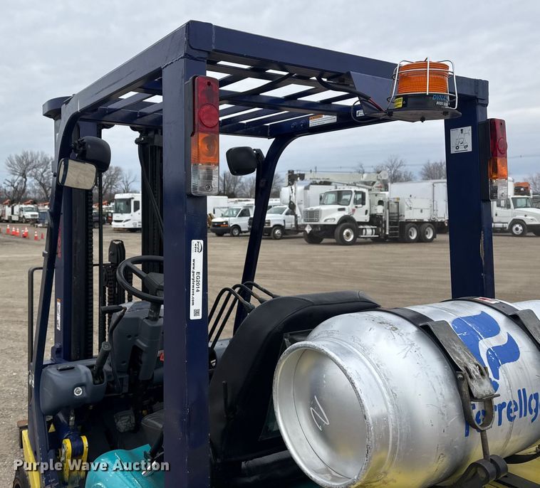 image for item EG2014 Komatsu FG25ST-12 forklift