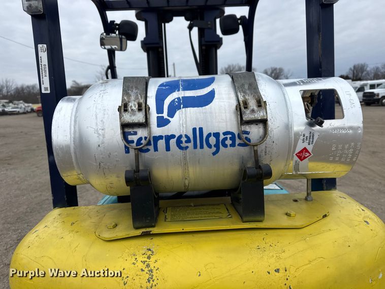 image for item EG2014 Komatsu FG25ST-12 forklift