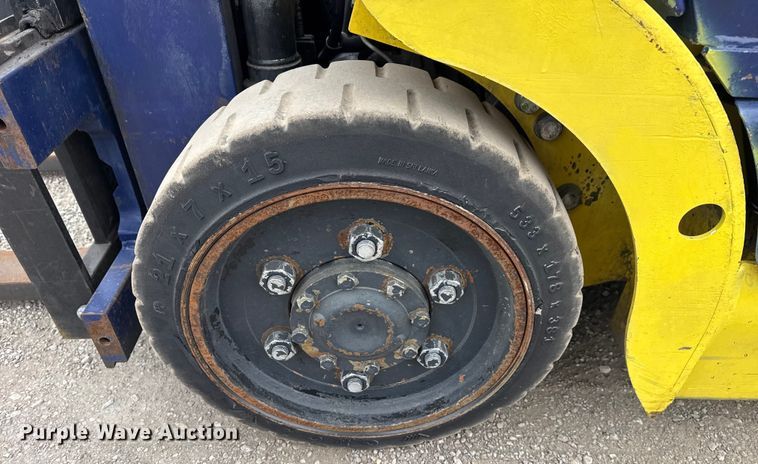 image for item EG2014 Komatsu FG25ST-12 forklift