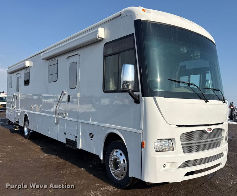 image for item EG2026 2017 Winnebago mobile medical unit