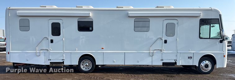 image for item EG2026 2017 Winnebago mobile medical unit