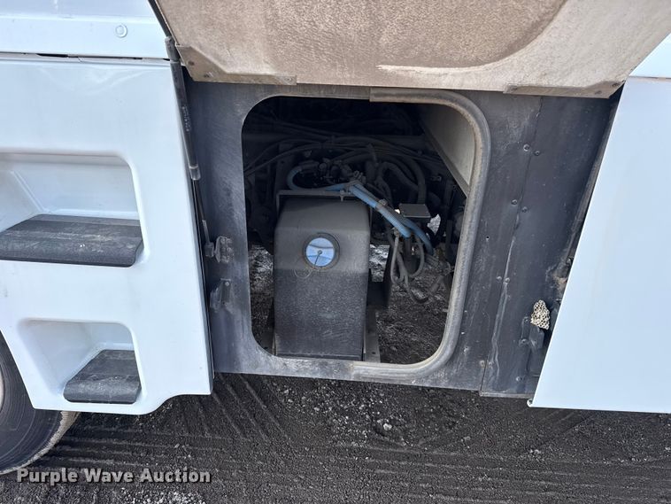 image for item EG2026 2017 Winnebago mobile medical unit