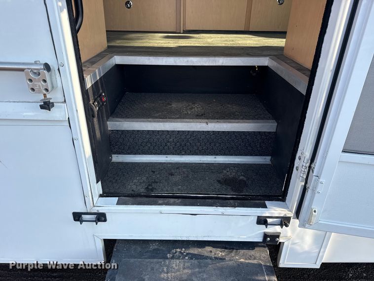 image for item EG2026 2017 Winnebago mobile medical unit