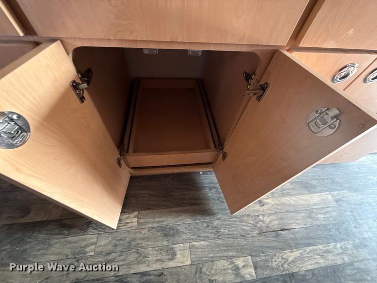 image for item EG2026 2017 Winnebago mobile medical unit