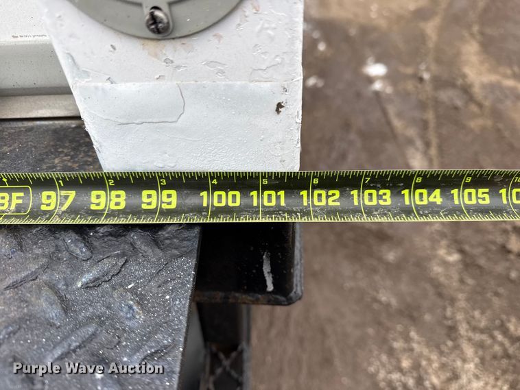 image for item EG2041 2000 Freightliner FL60 box truck