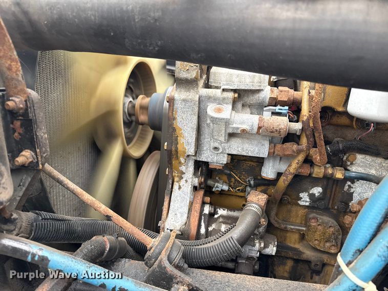 image for item EG2041 2000 Freightliner FL60 box truck