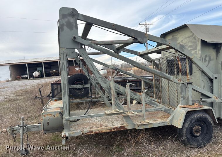 image for item EG8336 New Heights mobile deer blind trailer