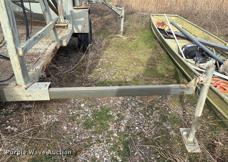 image for item EG8336 New Heights mobile deer blind trailer