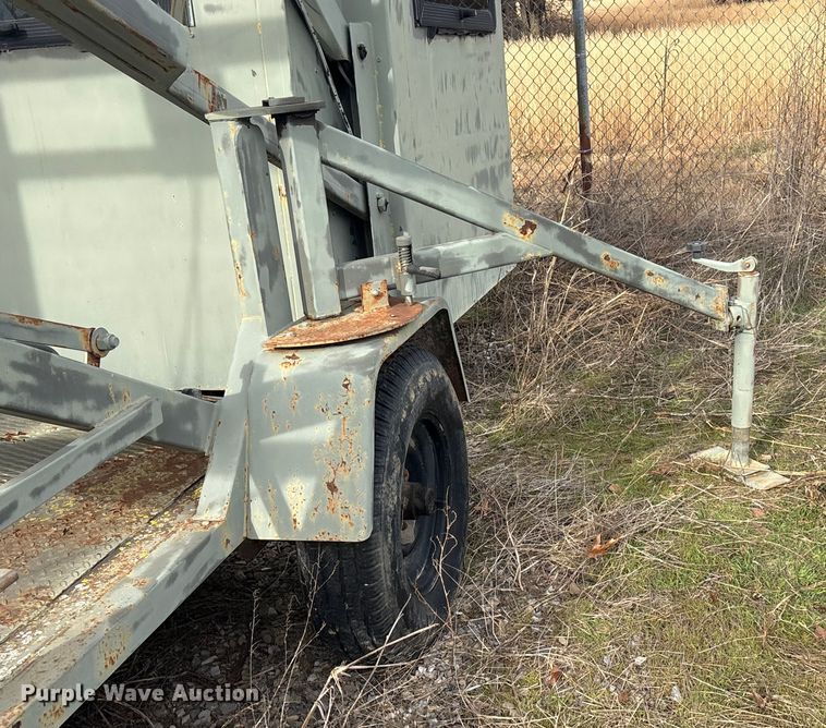 image for item EG8336 New Heights mobile deer blind trailer