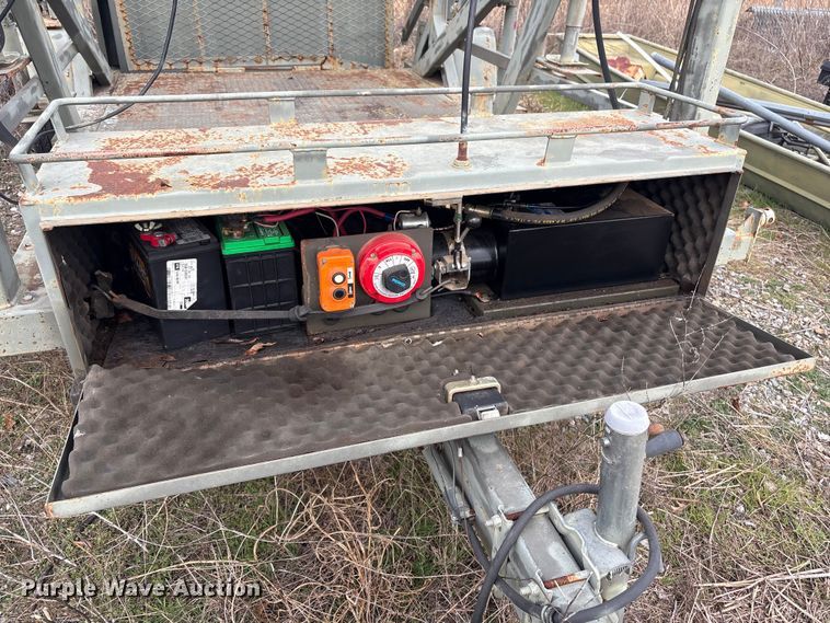 image for item EG8336 New Heights mobile deer blind trailer