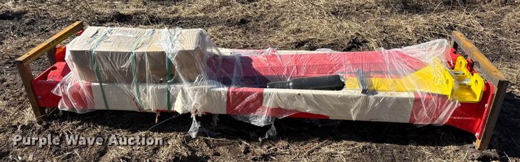 image for item EN0259 2025 AGT car lift