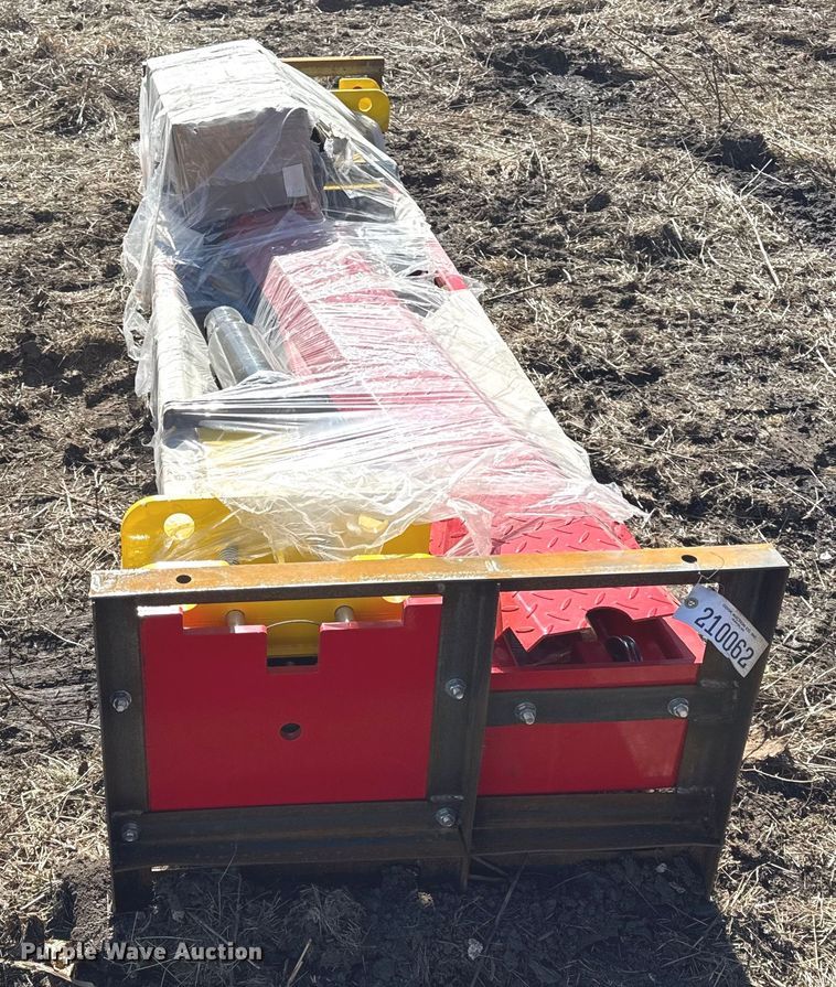 image for item EN0259 2025 AGT car lift