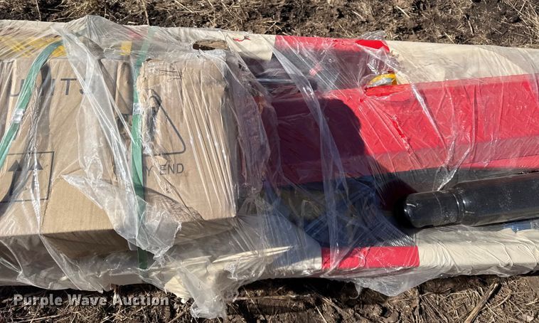 image for item EN0259 2025 AGT car lift