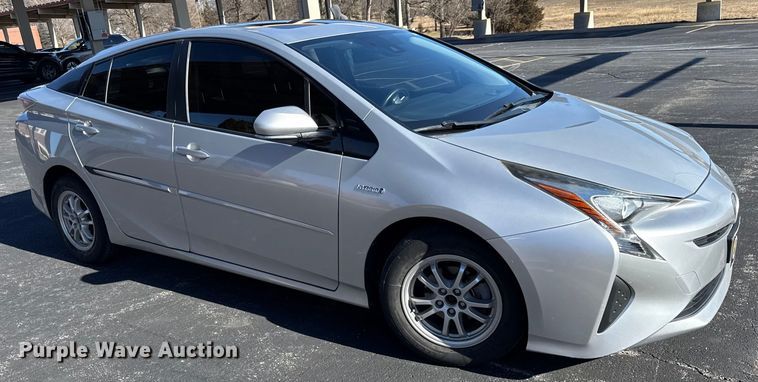 image for item EN0476 2016 Toyota Prius 