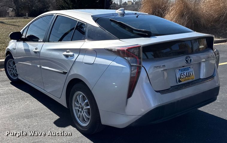 image for item EN0476 2016 Toyota Prius 
