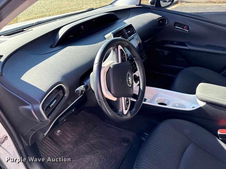 image for item EN0476 2016 Toyota Prius 