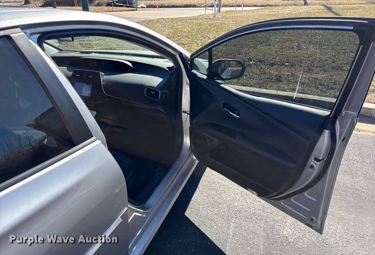 image for item EN0476 2016 Toyota Prius 