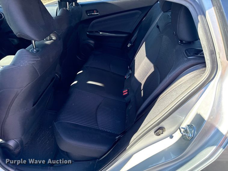 image for item EN0476 2016 Toyota Prius 