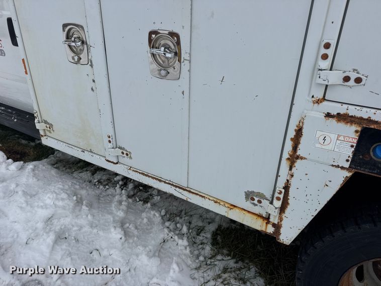 image for item EN0757 2012 Ford F550 utility / service truck