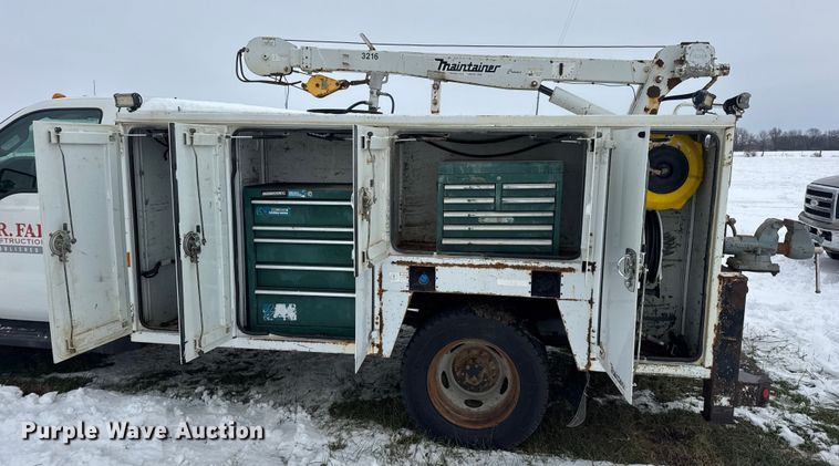 image for item EN0757 2012 Ford F550 utility / service truck