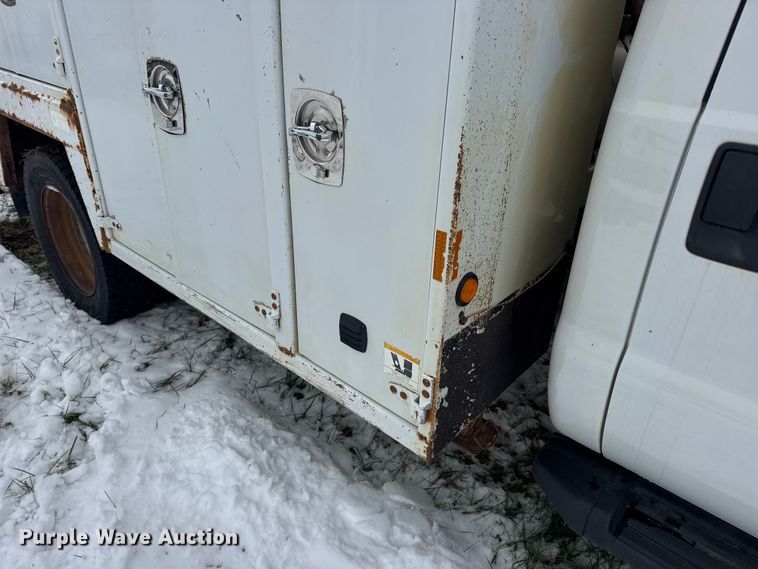 image for item EN0757 2012 Ford F550 utility / service truck